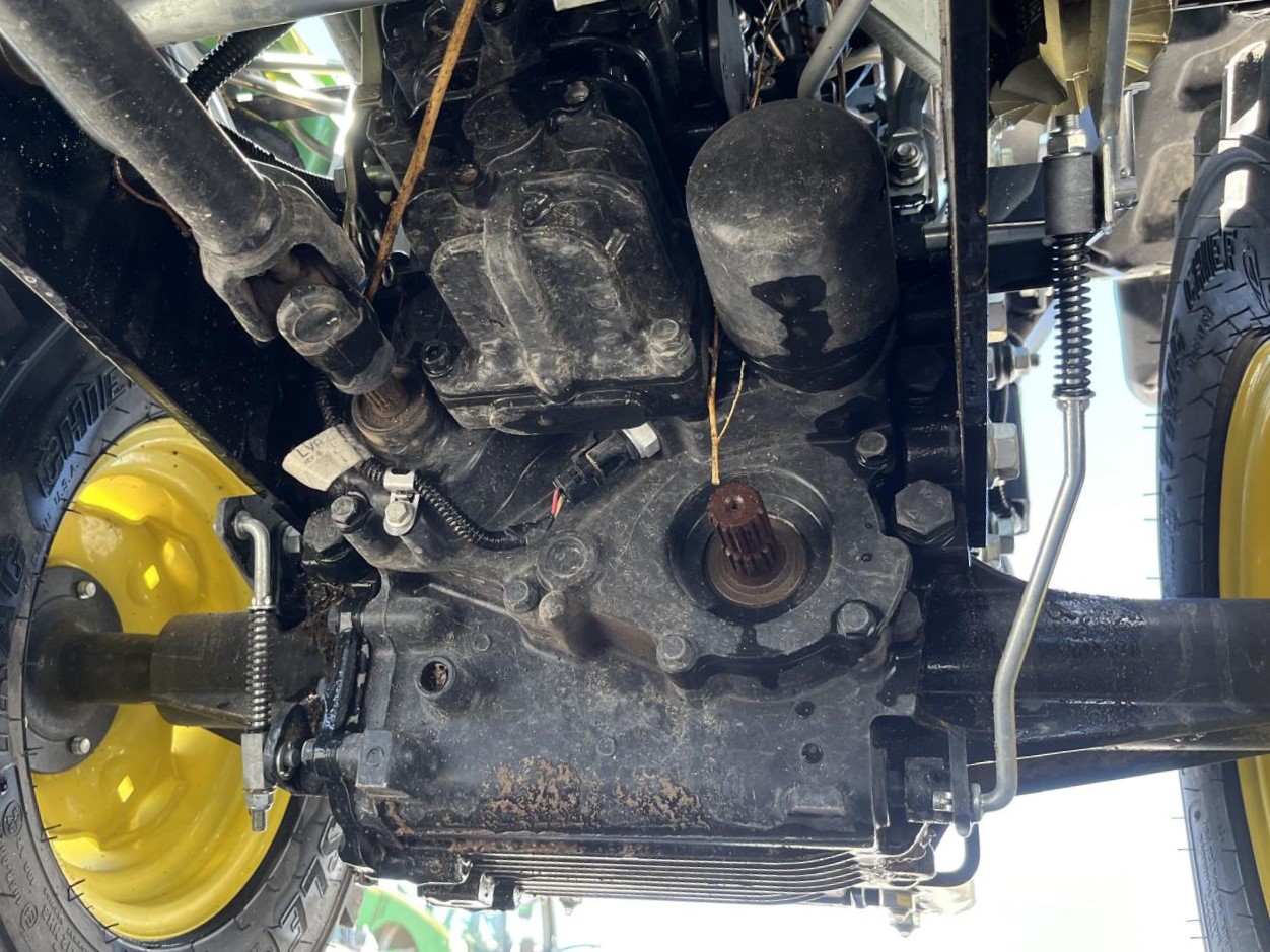 ./imagenes/INVOICE/2019/16954/TRACTOR JOHN DEERE 1023E (19).JPG